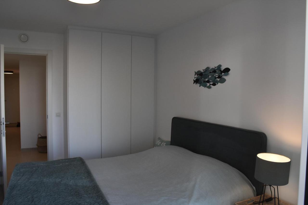 Lichtrijk 2-Slaapkamerappartement Met Zeezicht En Gratis Parking Oostende Eksteriør billede