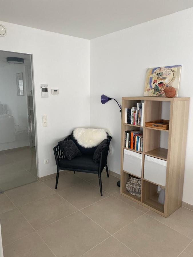 Lichtrijk 2-Slaapkamerappartement Met Zeezicht En Gratis Parking Oostende Eksteriør billede