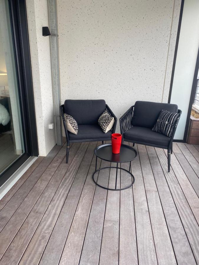 Lichtrijk 2-Slaapkamerappartement Met Zeezicht En Gratis Parking Oostende Eksteriør billede