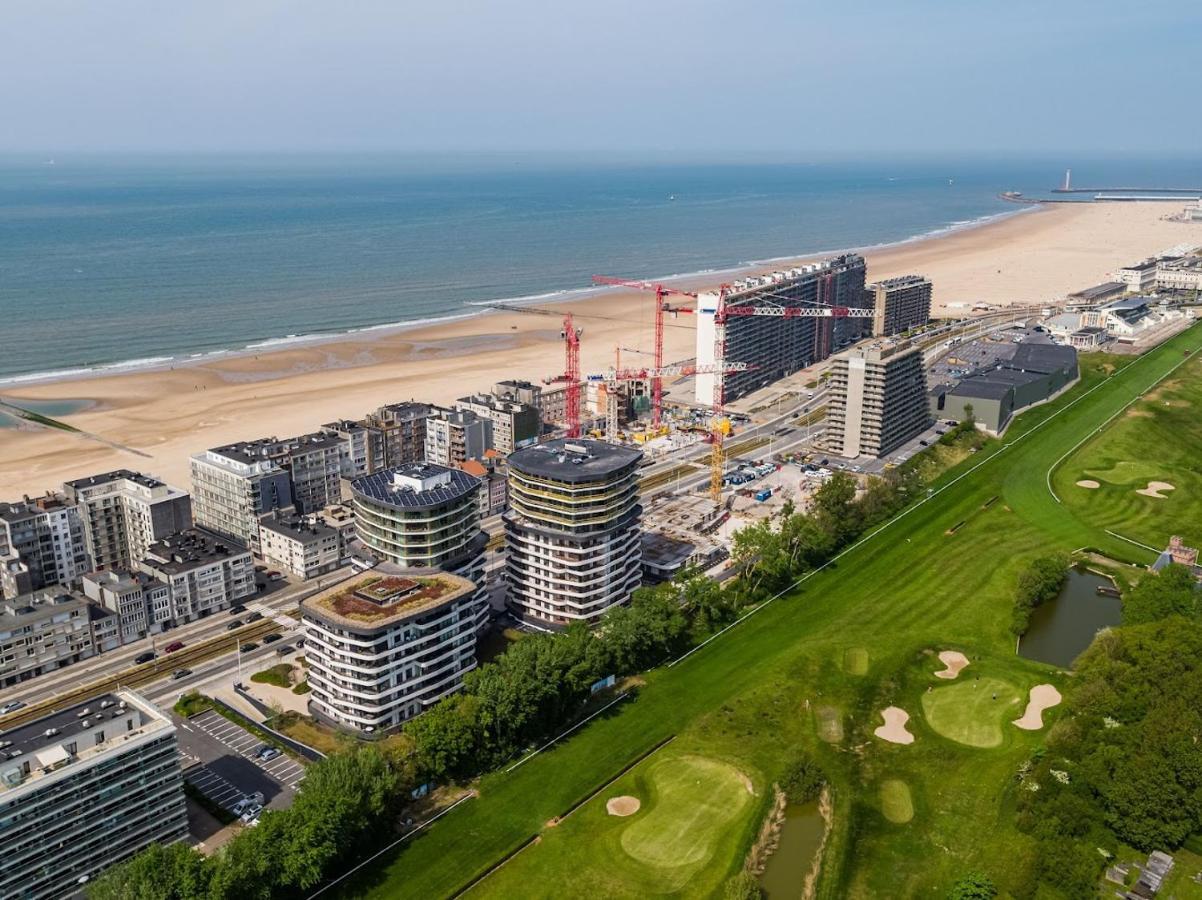 Lichtrijk 2-Slaapkamerappartement Met Zeezicht En Gratis Parking Oostende Eksteriør billede
